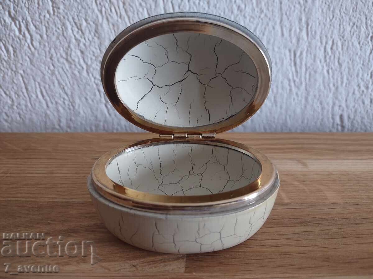 Auction Jewelry box, ellipse, interesting, 27.02.2025 Auction Jewelry box, ellipse, interesting, 27.02.2025