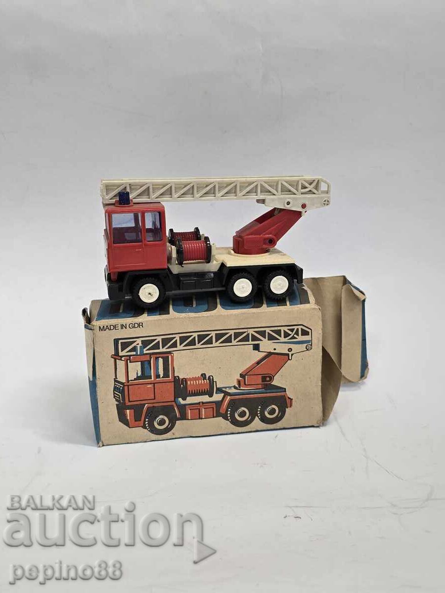 GDR BISON Old fire truck - 7 GDR BISON Old fire truck - 7