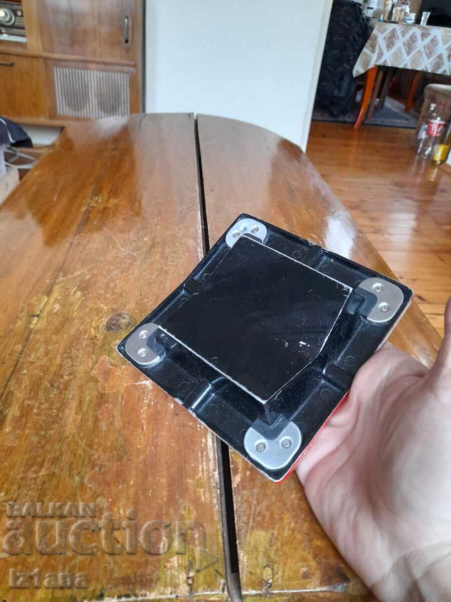 Old Marlboro ashtray - 6 Old Marlboro ashtray - 6