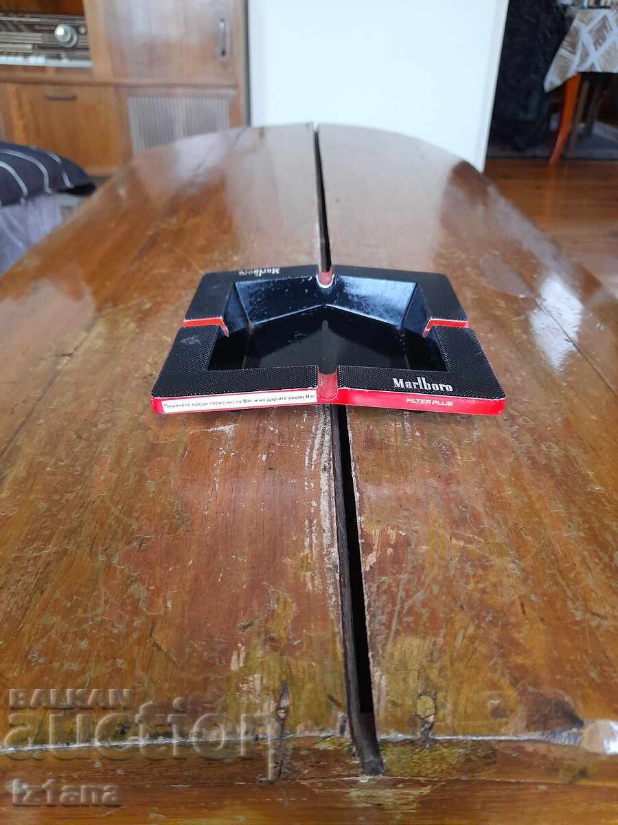 Old Marlboro ashtray Old Marlboro ashtray