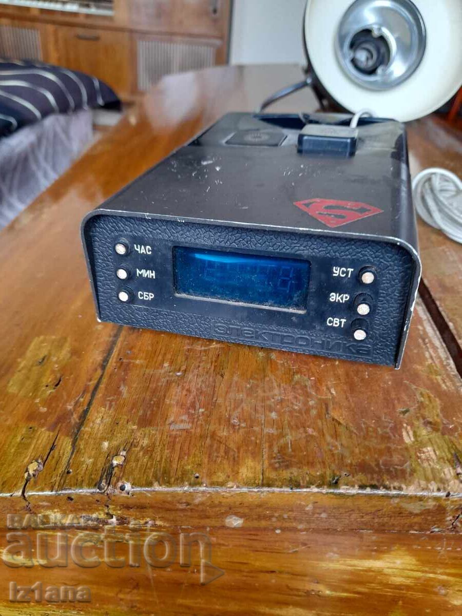 Auction  Old lamp, clock Electronics