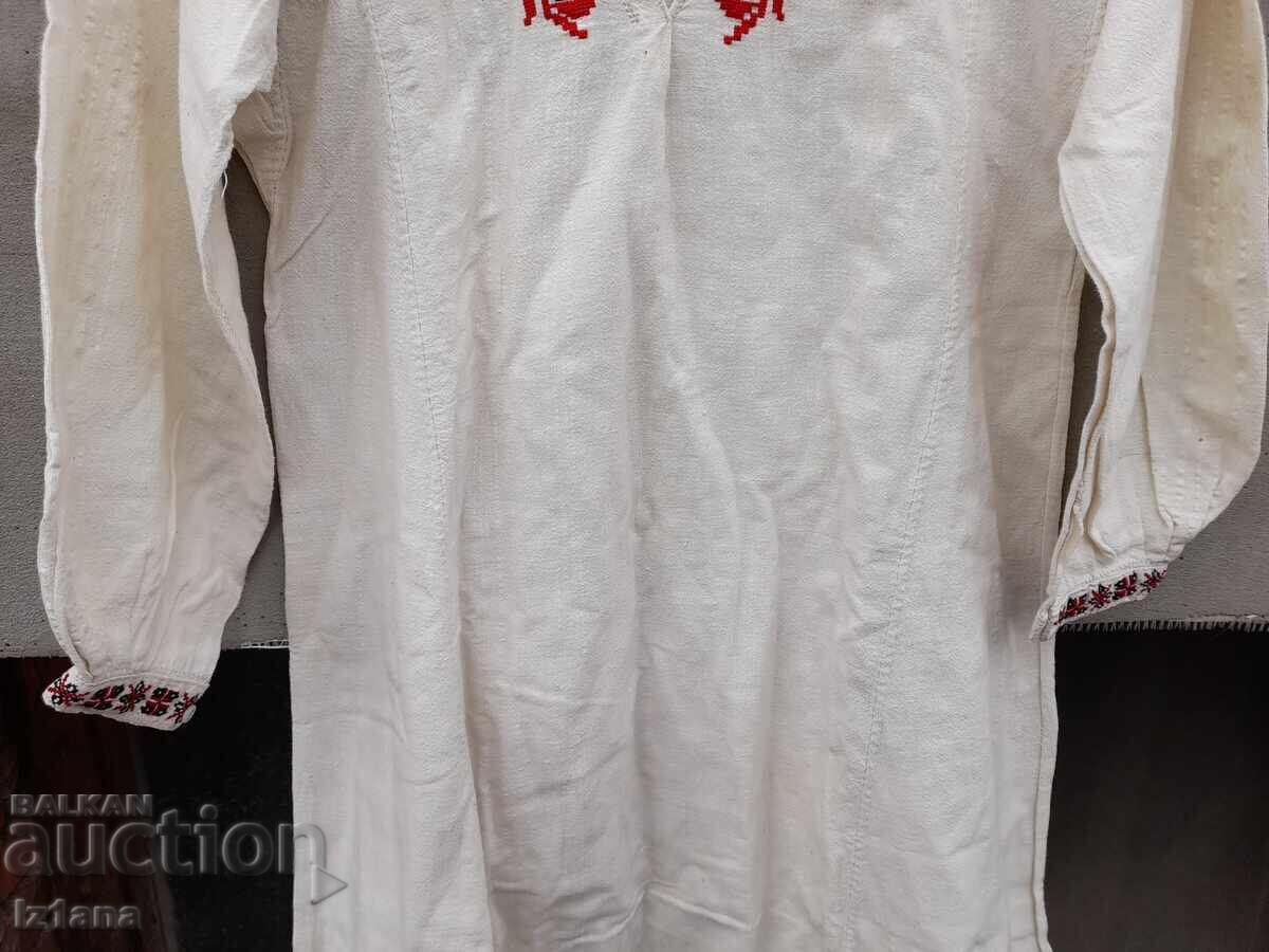 Аукцион Старинна Женска кенарена риза за носия Аукцион Старинна Женска кенарена риза за носия