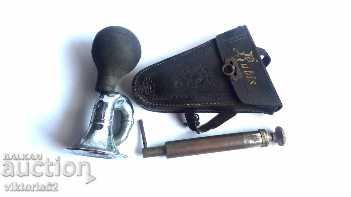 Chrome metal bicycle wheel and bicycle bag with price 105.00 BGN | € 53.69 Chrome metal bicycle wheel and bicycle bag with price 105.00 BGN | € 53.69