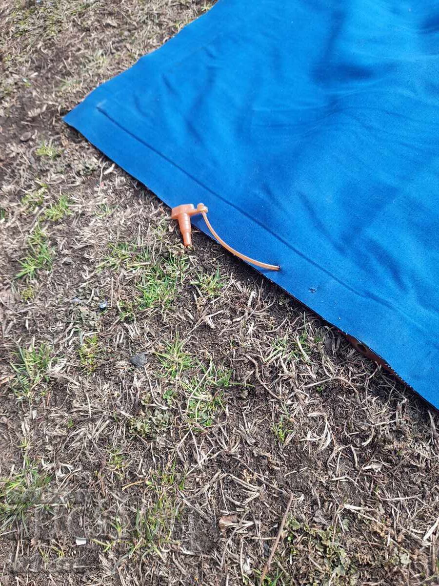 Delivery of Old beach air mattress