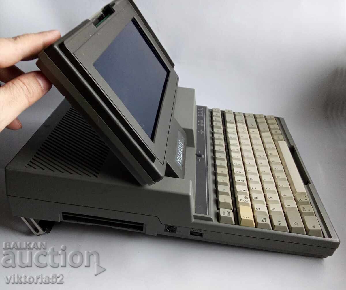 Din 1988 Laptop vechi HALIKAN LA-22 cu preț € 139.00 | 271.86 BGN