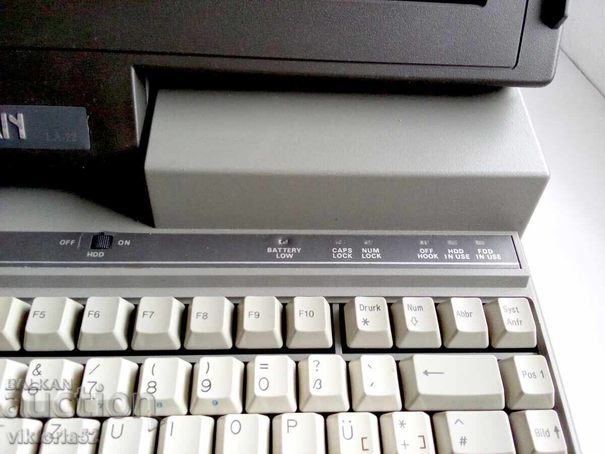 Din 1988 Laptop vechi HALIKAN LA-22 - 7