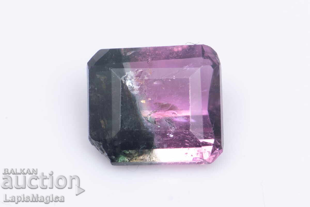 Two-tone watermelon tourmaline 0.65ct octagon cut Two-tone watermelon tourmaline 0.65ct octagon cut