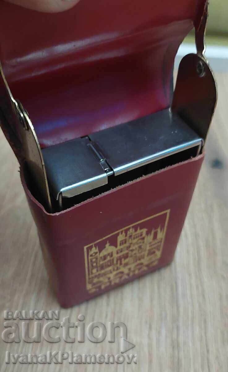 Калъф за цигари за ценители с цена € 10.00 | 19.56 лв. Калъф за цигари за ценители с цена € 10.00 | 19.56 лв.