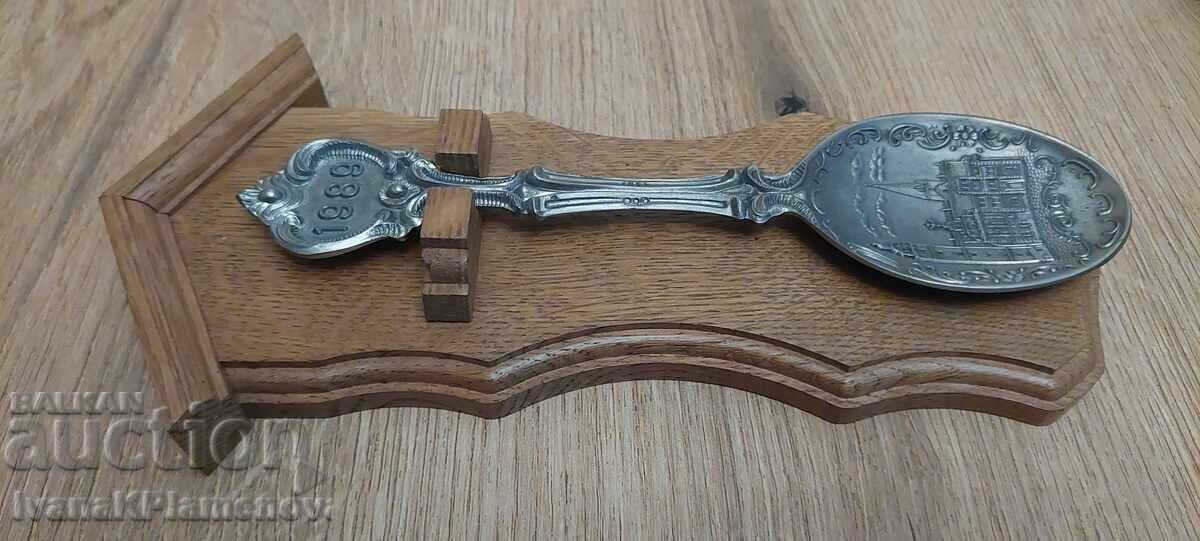 Παράδοση Αναμνηστικά για τους γνώστες Παράδοση Αναμνηστικά για τους γνώστες