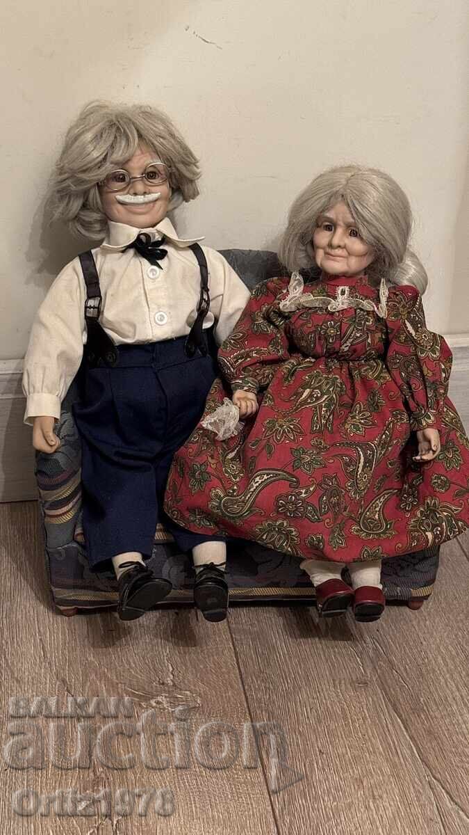 Delivery of Vintage dolls, grandparents – Norway. Delivery of Vintage dolls, grandparents – Norway.