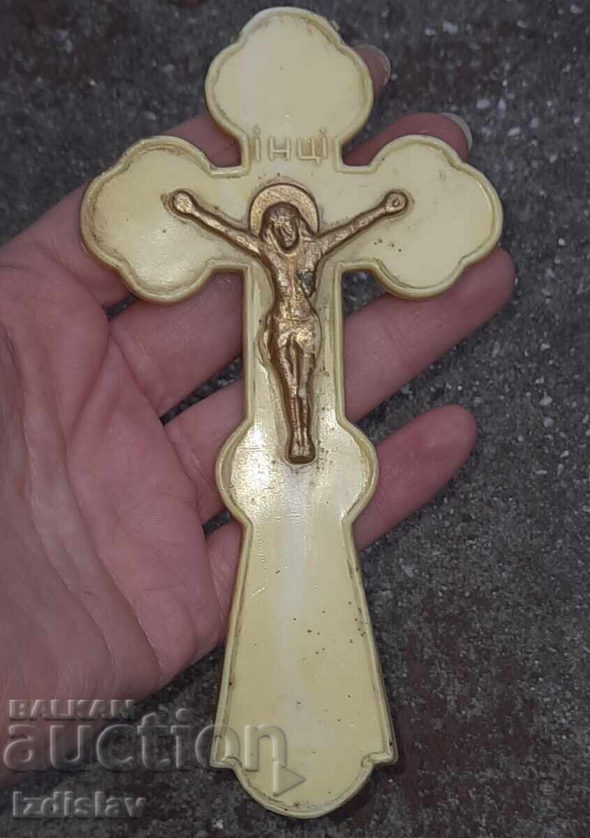 Auction Plastic crucifix Auction Plastic crucifix