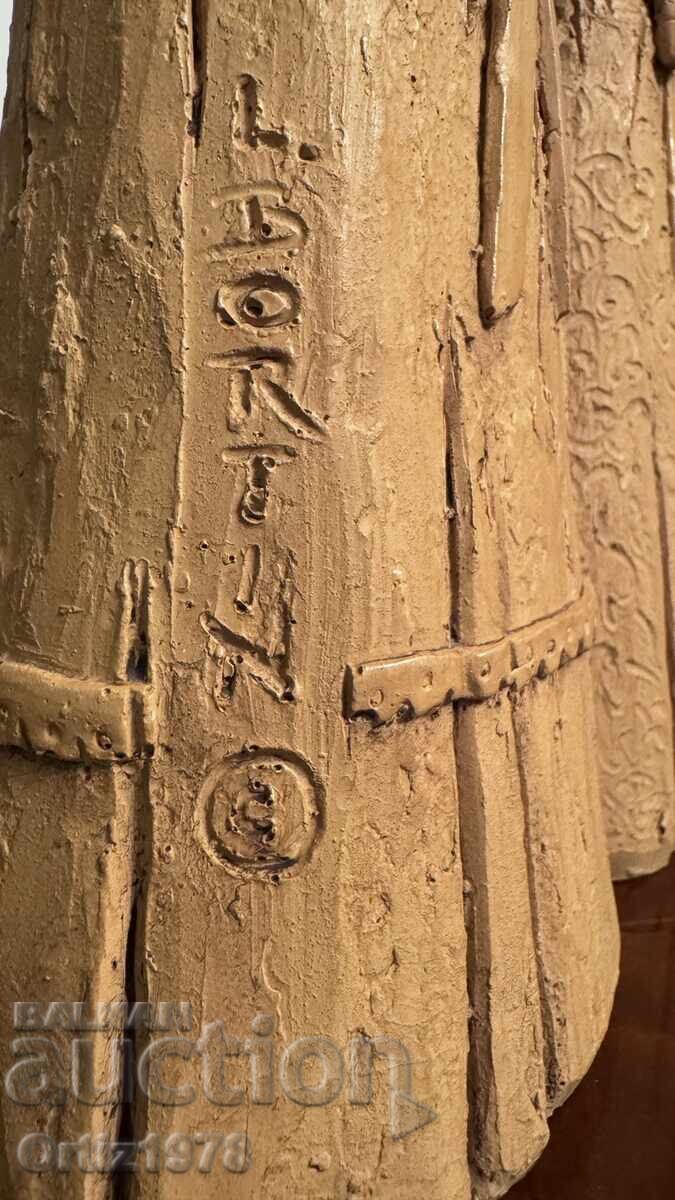 Delivery of Lee Bortin Originals – Vintage Solid Sculpture, 30cm, 2.8kg Delivery of Lee Bortin Originals – Vintage Solid Sculpture, 30cm, 2.8kg