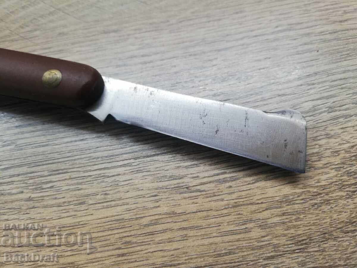 Delivery of Old Soc Bulgarian Pocket Knife Terna Veliko Tarnovo