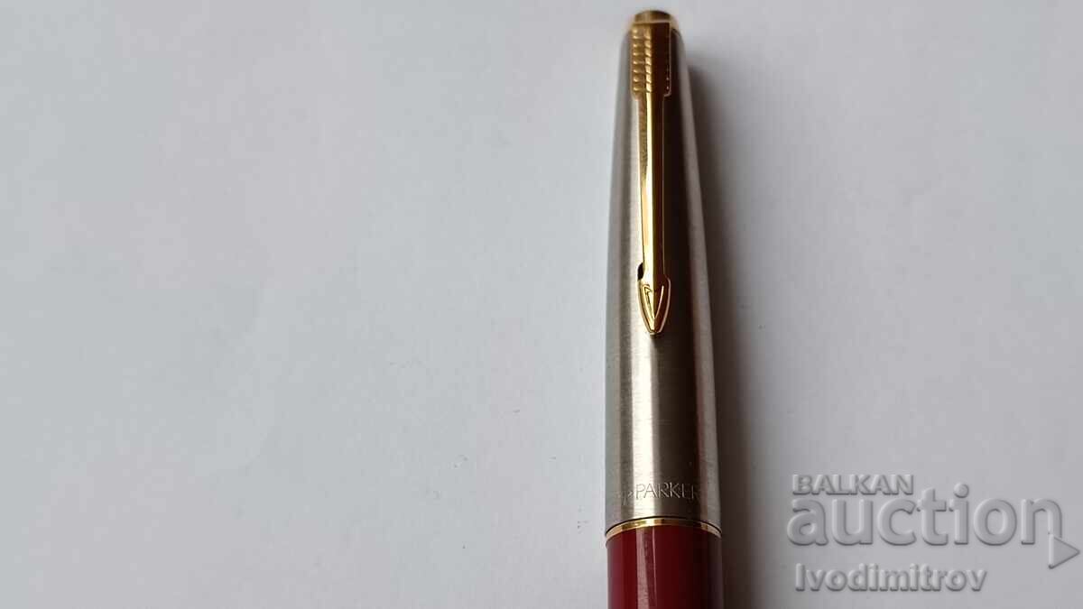 PARKER Pix placat cu aur, fabricat în U K cu preț 38.65 BGN | € 19.76