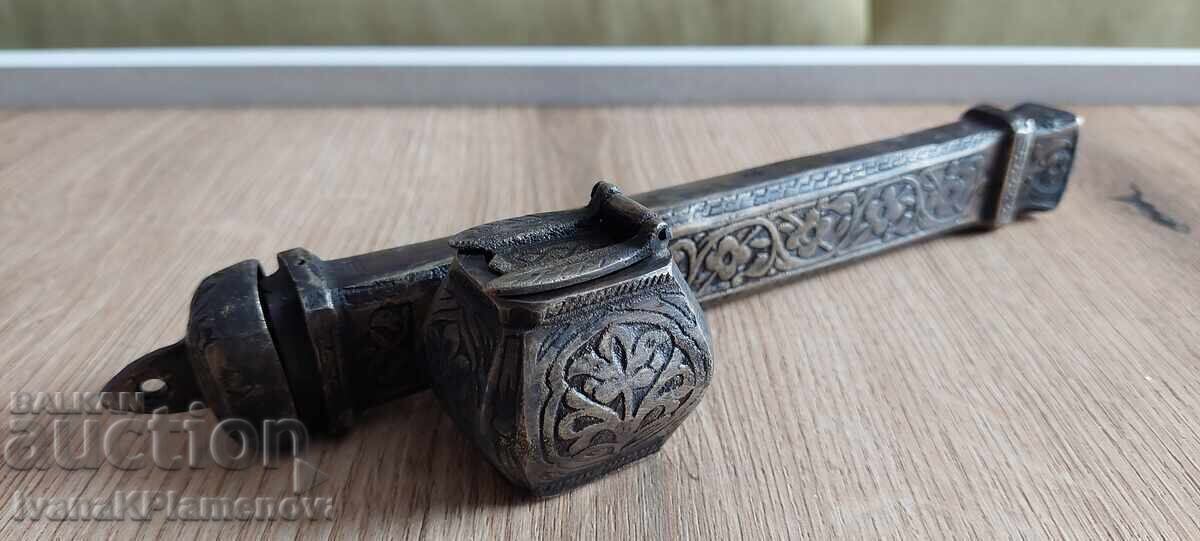 Auction  Inkwell divit for collectors