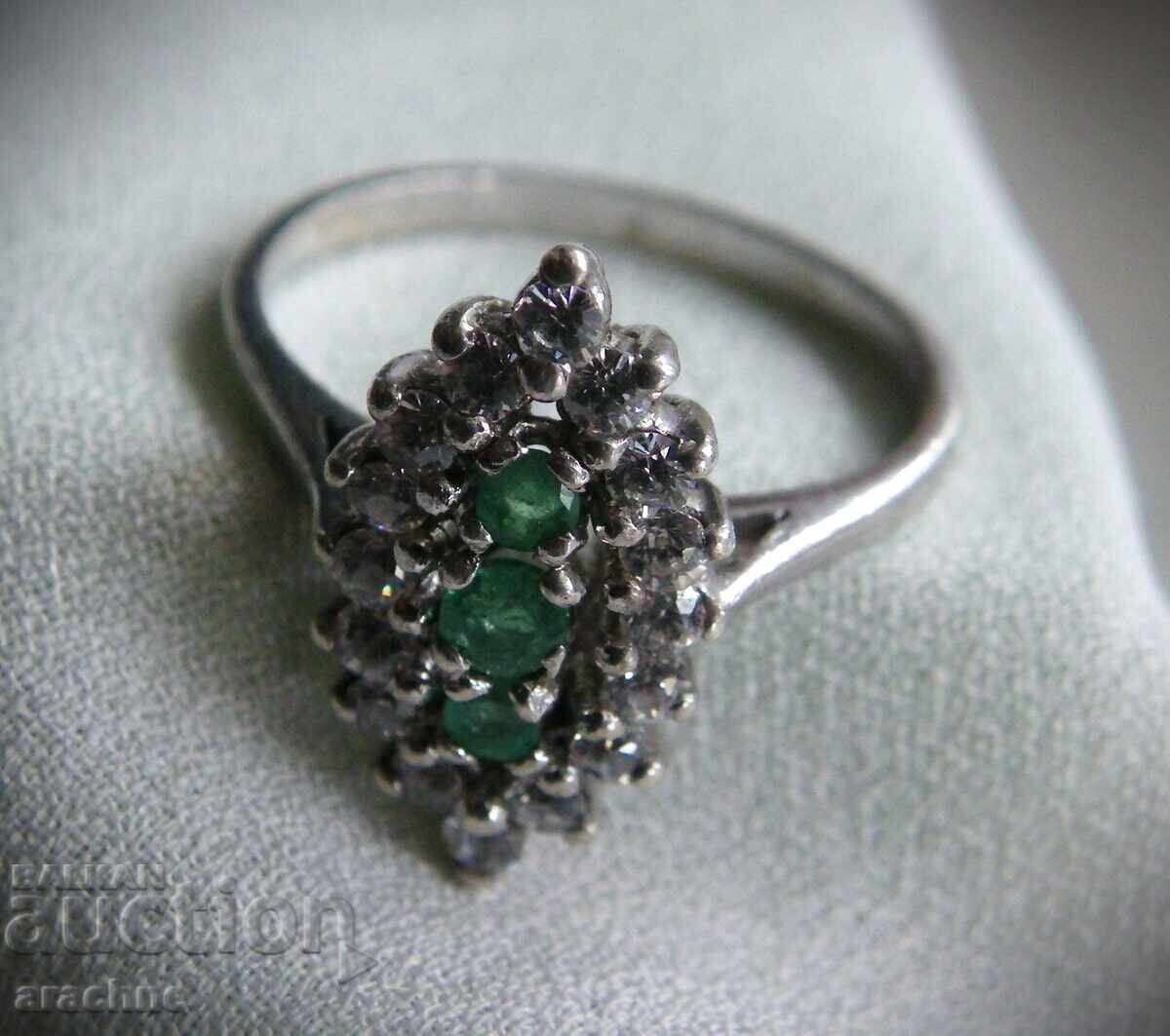 Delivery of German silver ring with emeralds