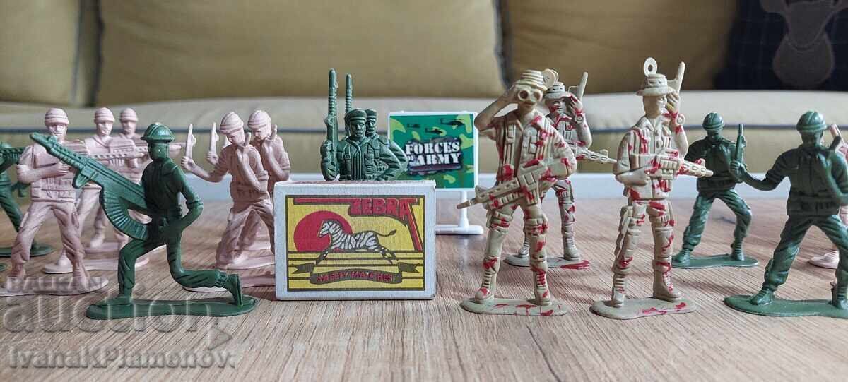 Figures for collectors 22 pieces - 5 Figures for collectors 22 pieces - 5