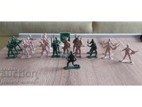 Figurine pentru colectionari 22 piese