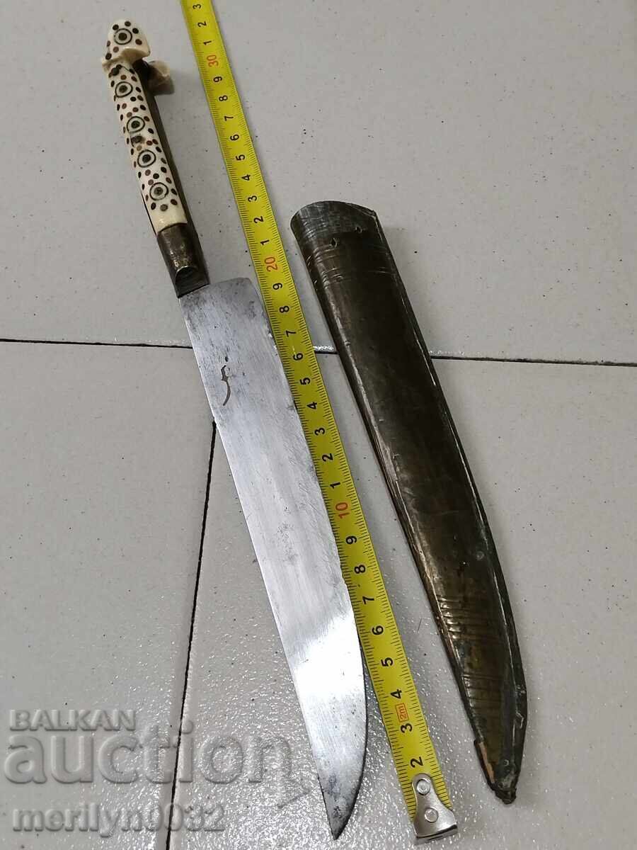 Cuțit bosniac cu o lamă de pumnal kaniya cu preț 679.00 BGN | € 347.17 Cuțit bosniac cu o lamă de pumnal kaniya cu preț 679.00 BGN | € 347.17