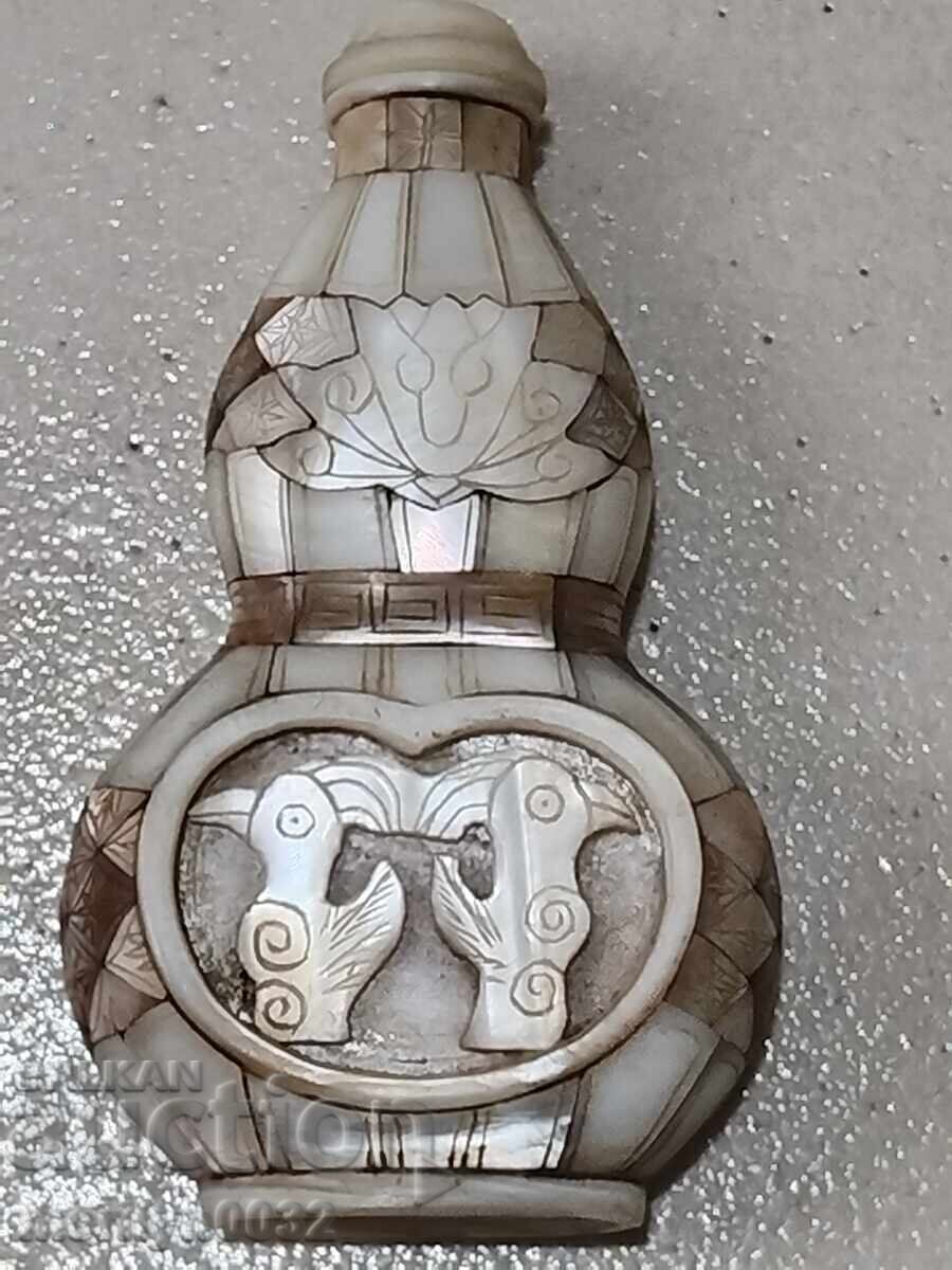 Auction Mother-of-pearl perfume bottle of a hajiyka grandmother Jerusalem Auction Mother-of-pearl perfume bottle of a hajiyka grandmother Jerusalem