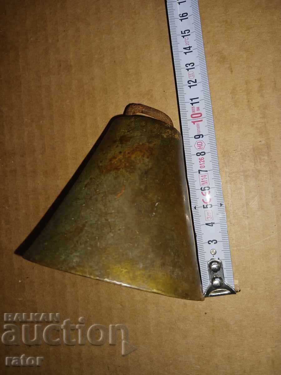 Delivery of Old vat, bell, tumbler Delivery of Old vat, bell, tumbler