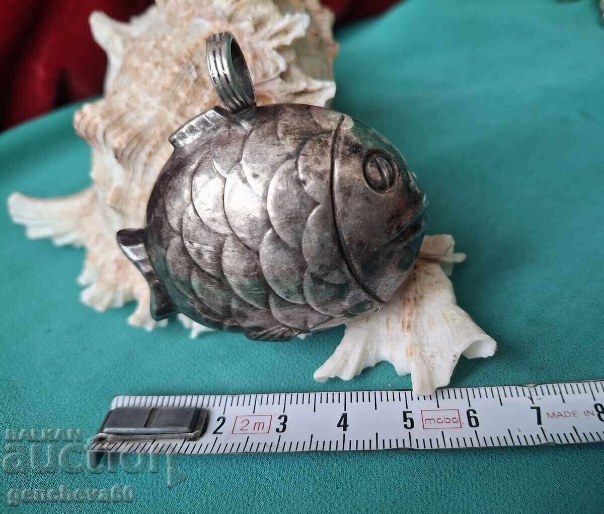 Figura unică din argint vechi „Pește” - clopoțel/marcaje