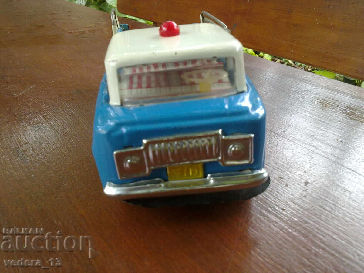 An old toy with price 55.00 BGN | € 28.12 An old toy with price 55.00 BGN | € 28.12