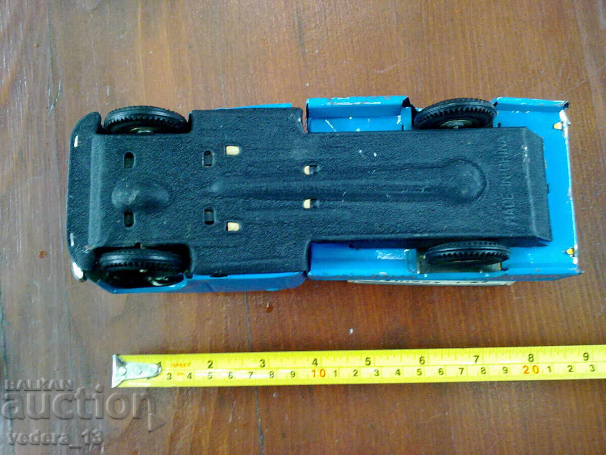 Delivery of An old toy Delivery of An old toy