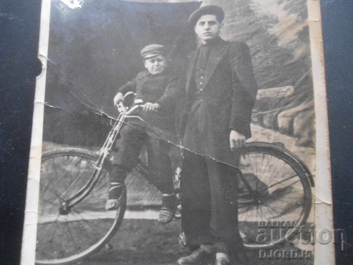 old photo with price 2.00 BGN | € 1.02 old photo with price 2.00 BGN | € 1.02