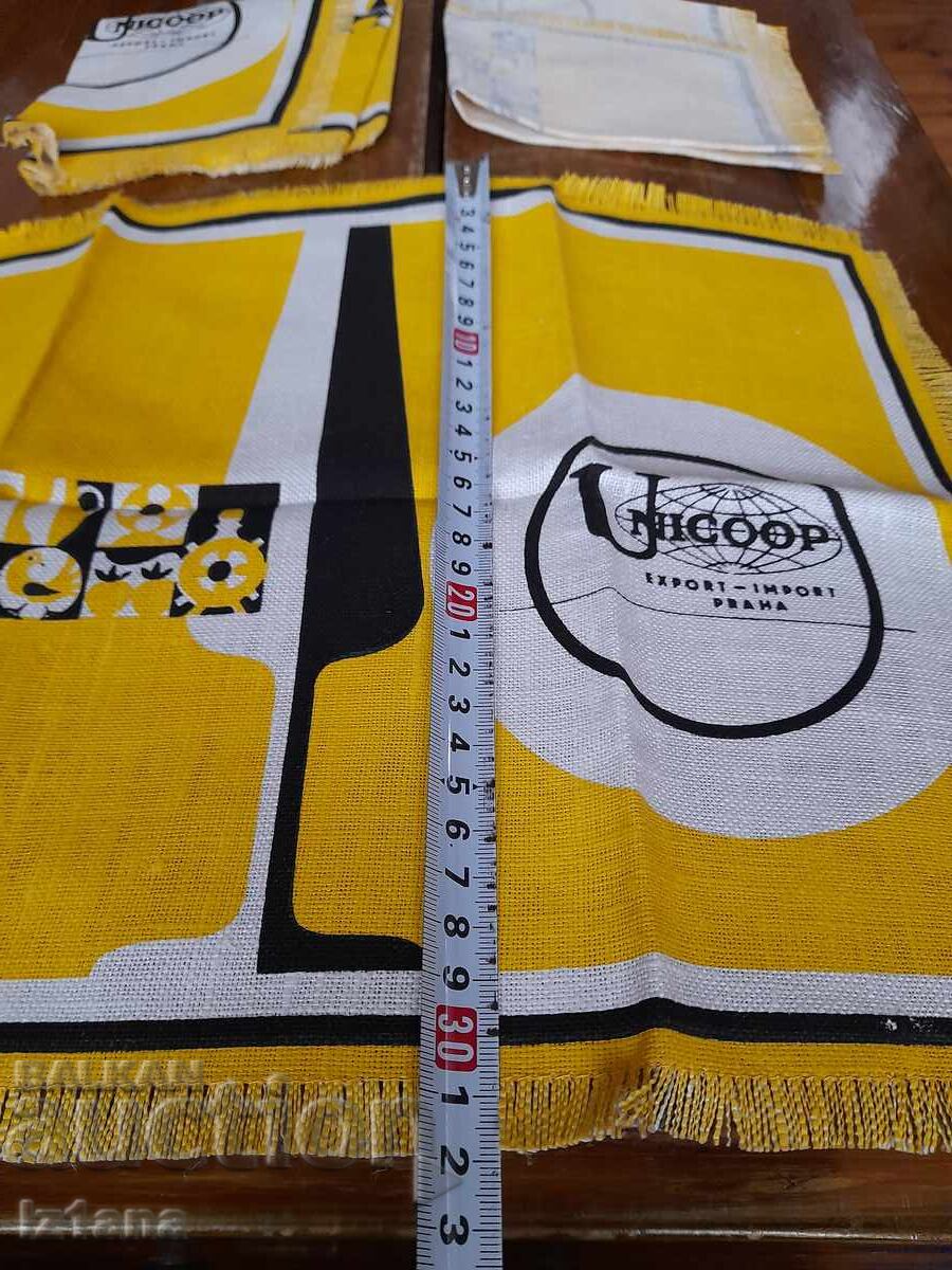 Old cloth tablecloths, Unicoop napkins - 6 Old cloth tablecloths, Unicoop napkins - 6