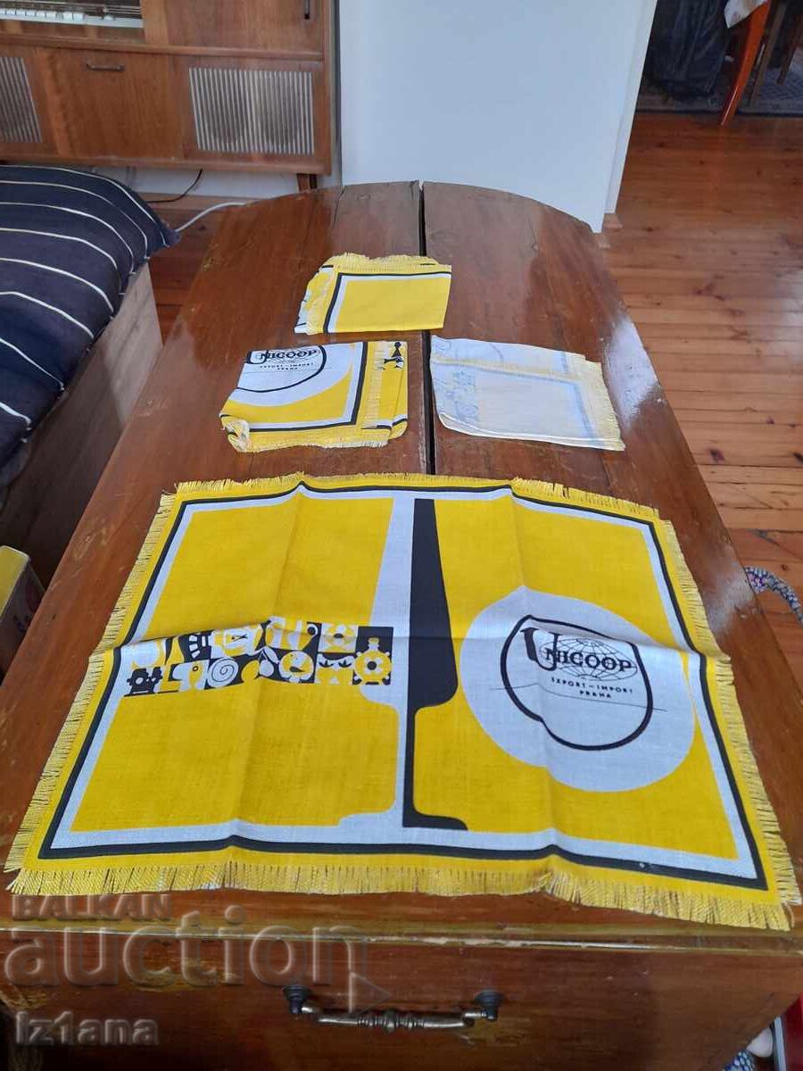 Old cloth tablecloths, Unicoop napkins Old cloth tablecloths, Unicoop napkins