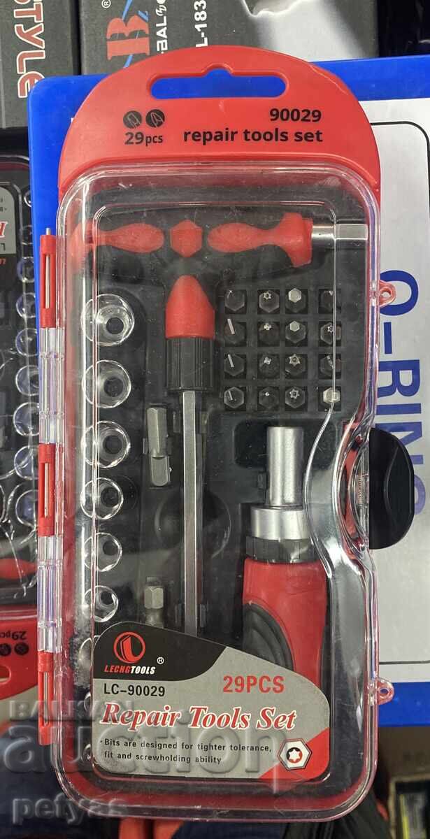 Tool set of screwdrivers, bits, tips 29 pieces with price 22.50 BGN | € 11.50 Tool set of screwdrivers, bits, tips 29 pieces with price 22.50 BGN | € 11.50