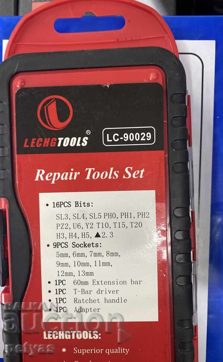 Auction Tool set of screwdrivers, bits, tips 29 pieces Auction Tool set of screwdrivers, bits, tips 29 pieces