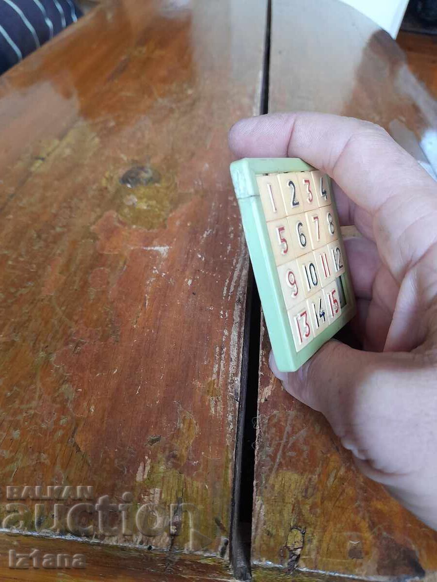 Delivery of An old children's game, stacking tile, stacking Delivery of An old children's game, stacking tile, stacking