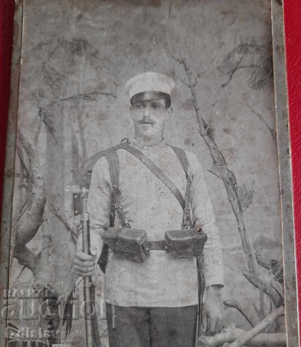Delivery of Photo thick cardboard Bulgarian soldier from Silistra