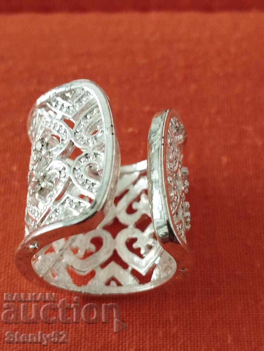 Παράδοση Δαχτυλίδι, κόσμημα Παράδοση Δαχτυλίδι, κόσμημα