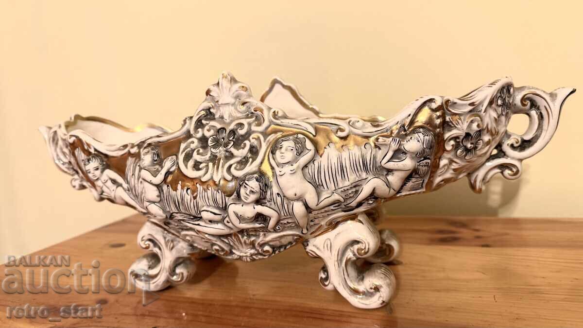 Delivery of Fruitiera Capodimonte Delivery of Fruitiera Capodimonte