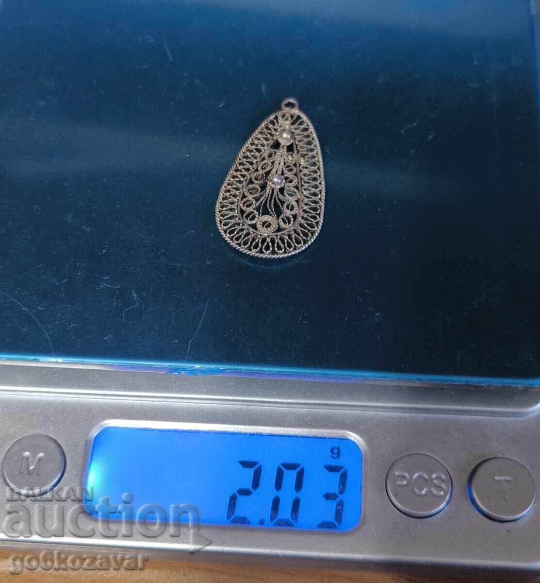 Auction Pendant Medallion Filigree Silver 0.950. Auction Pendant Medallion Filigree Silver 0.950.
