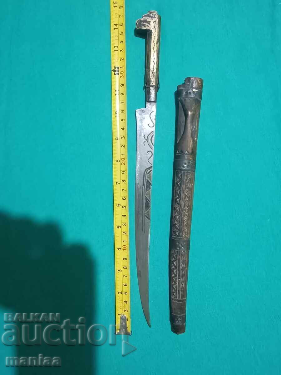 Fleece, στιλέτο, μαχαίρι, σκαρίφημα με τιμή 350.00 BGN | € 178.95 Fleece, στιλέτο, μαχαίρι, σκαρίφημα με τιμή 350.00 BGN | € 178.95