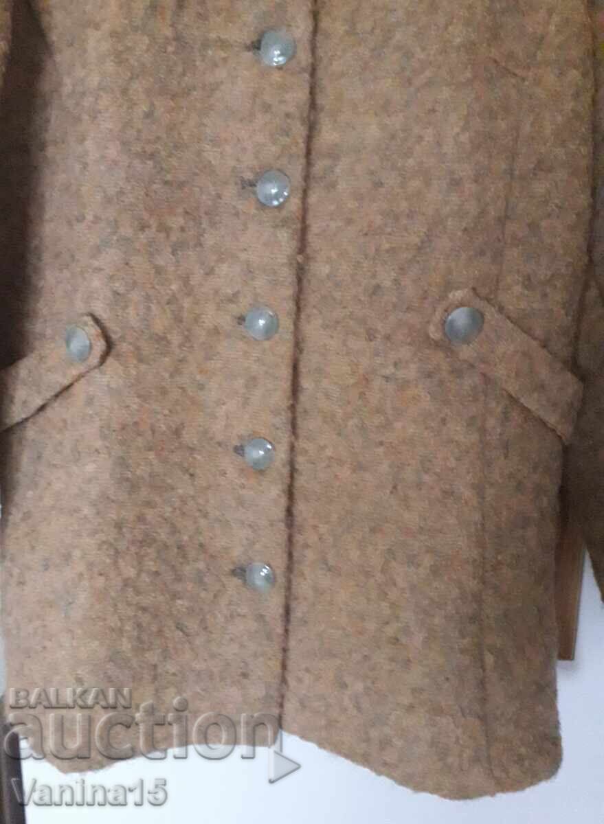 Auction  Women's wool bouclé coat