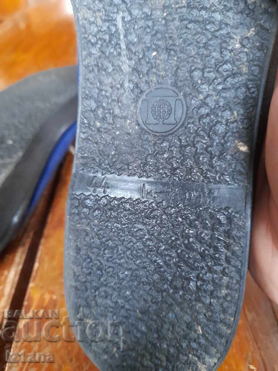 Old rubber boots, canvas boots PIRIN - 5 Old rubber boots, canvas boots PIRIN - 5