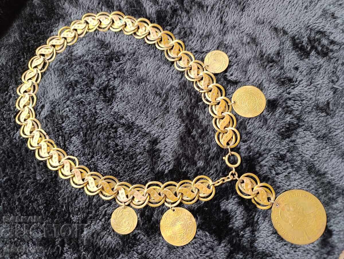 Аукцион Позлатен кордон с пендари фолклорно колие накит носия 1905г Аукцион Позлатен кордон с пендари фолклорно колие накит носия 1905г