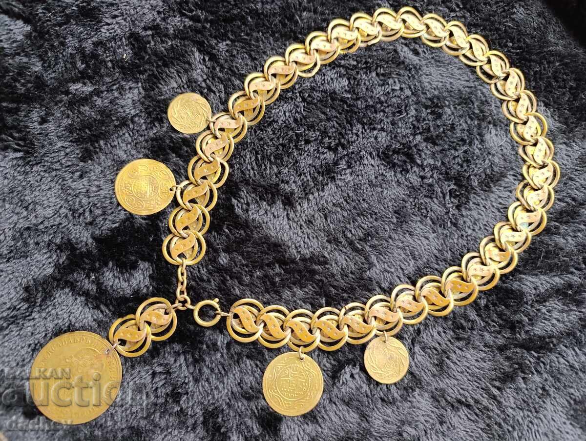 Доставка на Позлатен кордон с пендари фолклорно колие накит носия 1905г Доставка на Позлатен кордон с пендари фолклорно колие накит носия 1905г