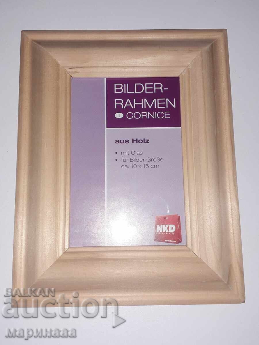 NEW FRAMEWORK. GERMANY with price 4.00 BGN | € 2.05 NEW FRAMEWORK. GERMANY with price 4.00 BGN | € 2.05