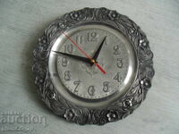 №*7917 old wall clock - metal - zinn