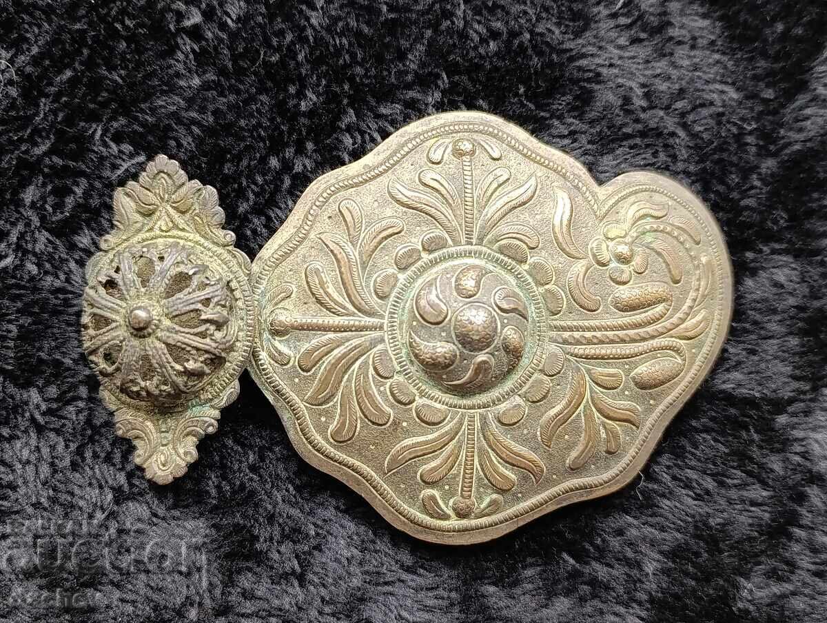 Auction Renaissance Silver Half Buckle Belt Costume 19th Century Auction Renaissance Silver Half Buckle Belt Costume 19th Century