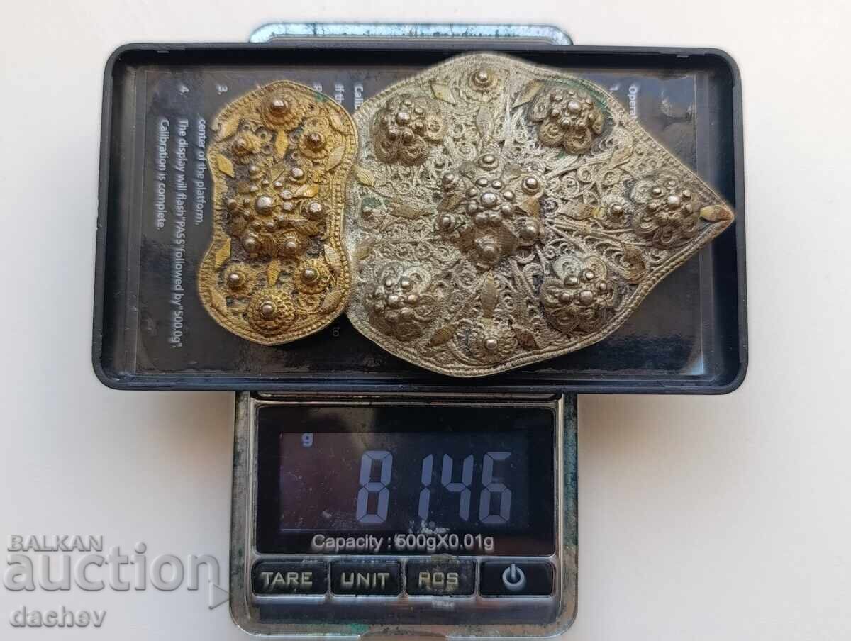 Αναγεννησιακή ασημένια στολή ζώνης με μισή πόρπη 19ου αιώνα Αναγεννησιακή ασημένια στολή ζώνης με μισή πόρπη 19ου αιώνα