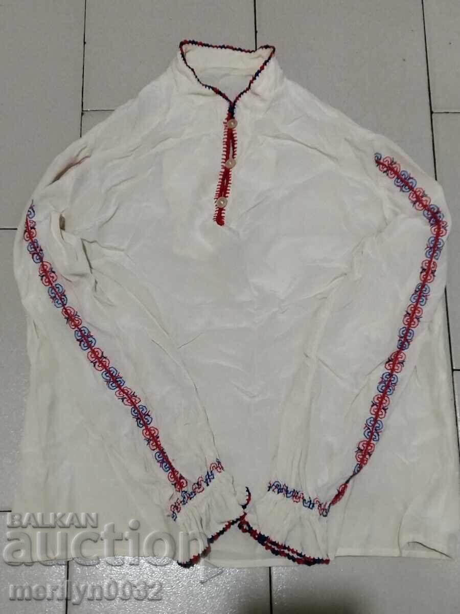 Delivery of Children's shirt silk Bulgarian embroidery folk costume embroidery Delivery of Children's shirt silk Bulgarian embroidery folk costume embroidery