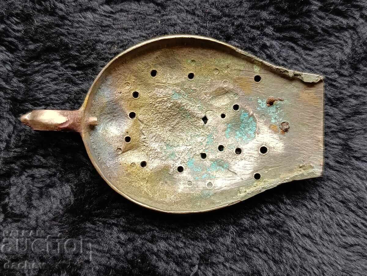 Доставка на Възрожденска Сребърна Половинка Пафта Колан носия 19-и Век Доставка на Възрожденска Сребърна Половинка Пафта Колан носия 19-и Век