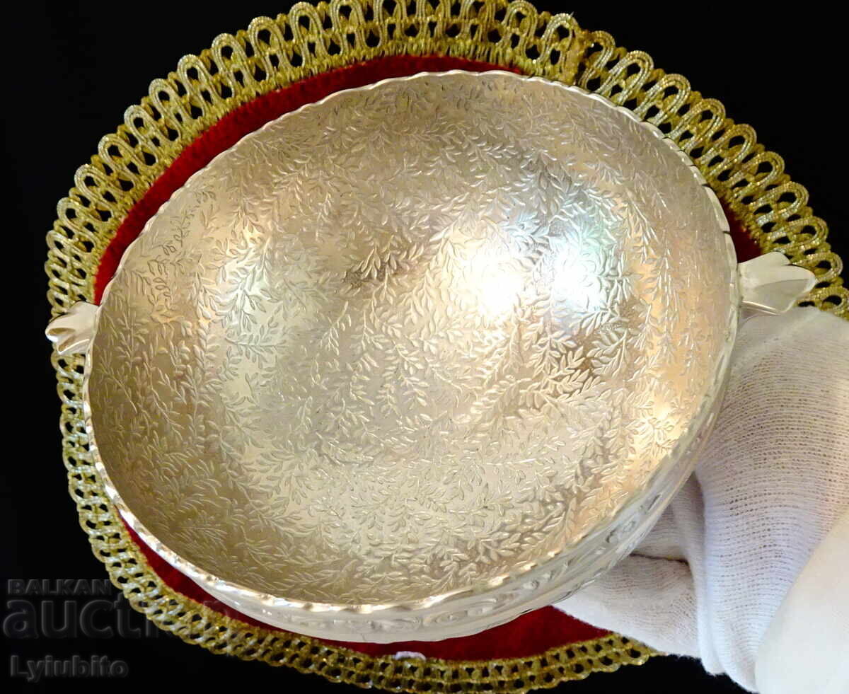 Japanese silver-plated fruit bowl, relief. with price 29.00 BGN | € 14.83 Japanese silver-plated fruit bowl, relief. with price 29.00 BGN | € 14.83